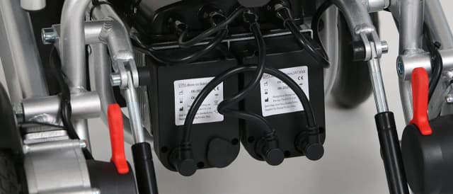 Jak ładować wózek inwalidzki, aby uniknąć uszkodzeń i zapewnić bezpieczeństwo Jak ładować wózek inwalidzki, aby uniknąć uszkodzeń i zapewnić bezpieczeństwo