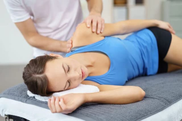 Jak się zwracać do fizjoterapeuty, aby uniknąć niezręczności? Jak się zwracać do fizjoterapeuty, aby uniknąć niezręczności?